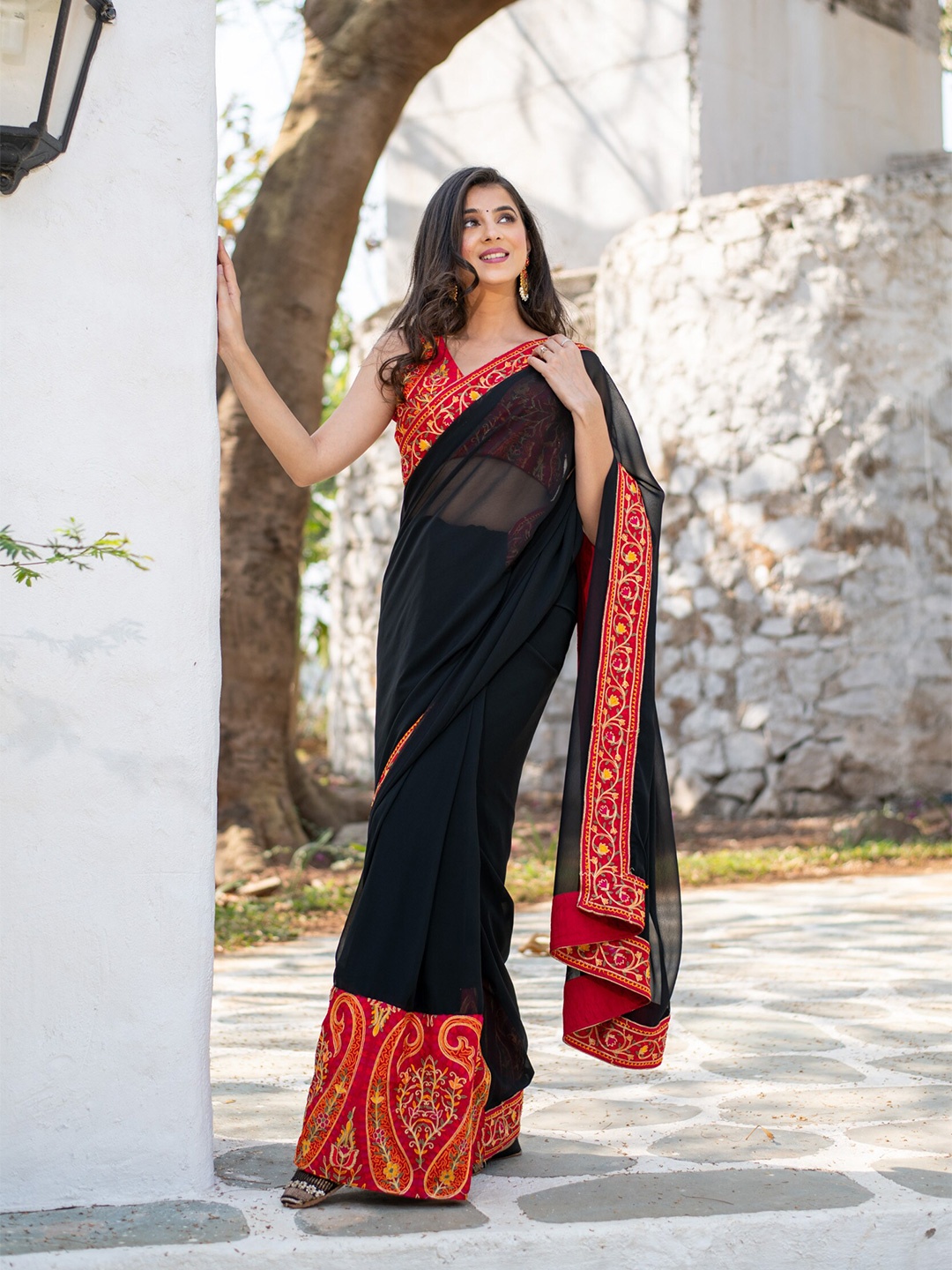 

Label Shaurya Sanadhya Pure Georgette Saree, Black