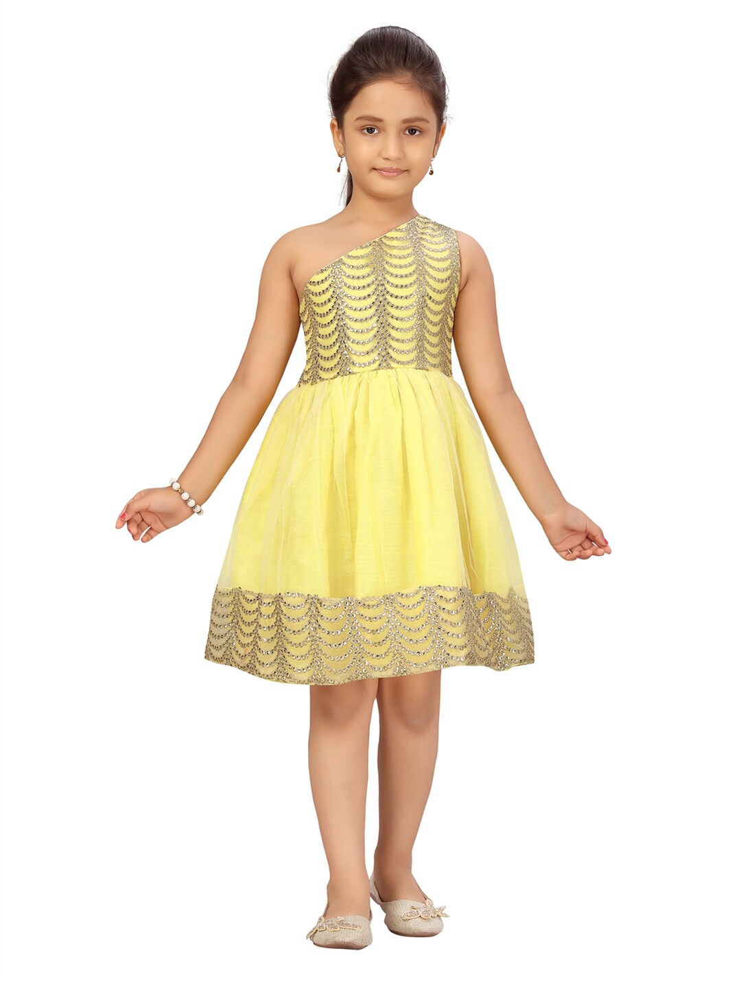 

Aarika Girls Print Off-Shoulder Net Fit & Flare Dress, Yellow