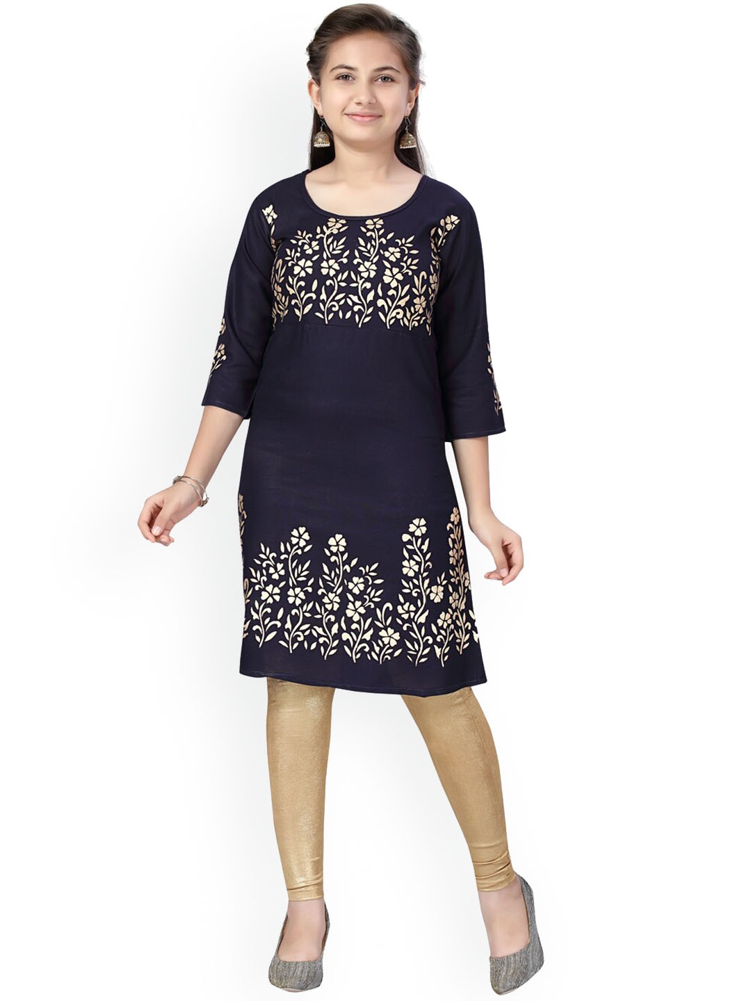 

Aarika Girls Floral Printed Three-Quarter Sleeves A-Line Kurta, Navy blue