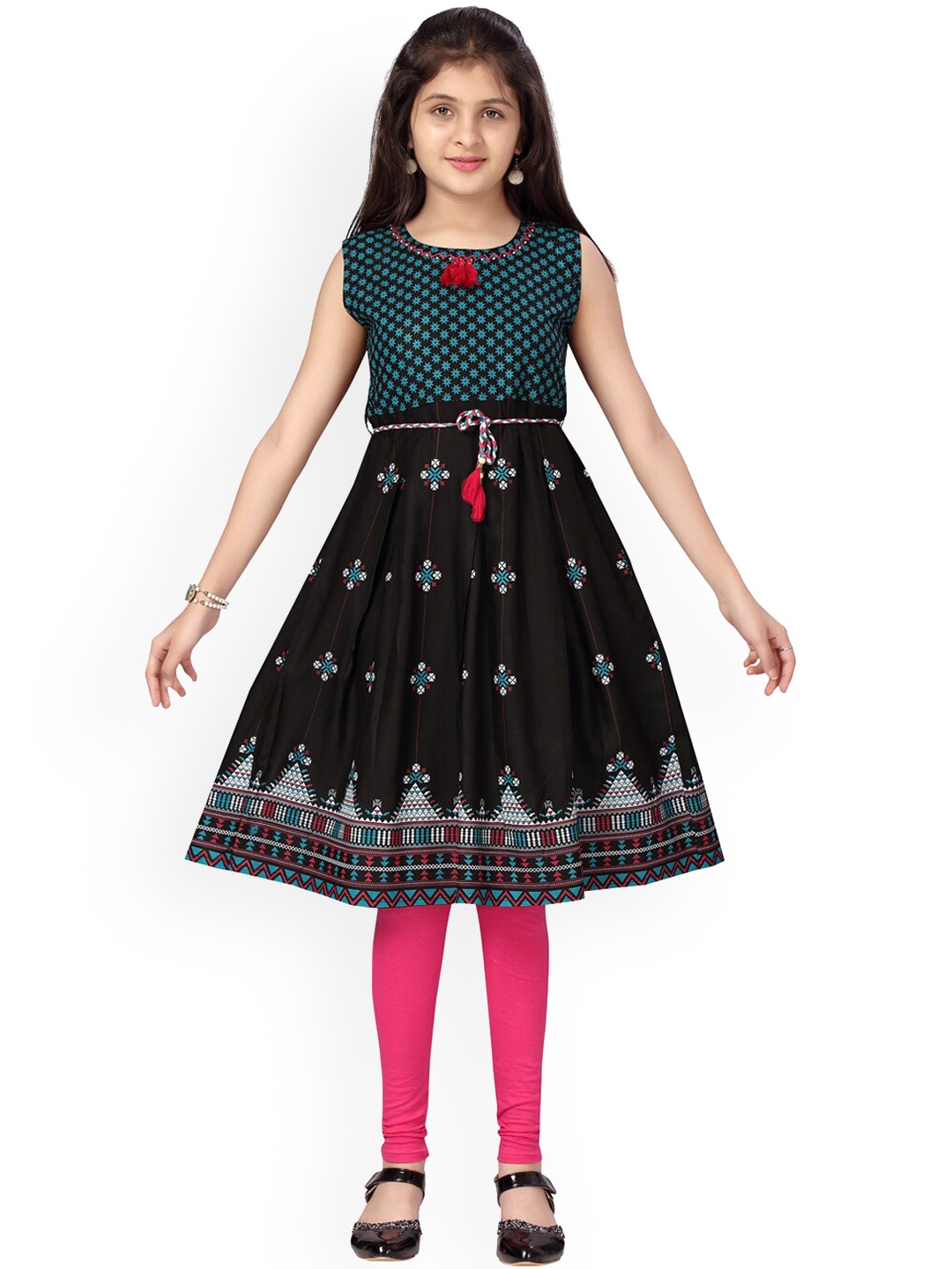 

Aarika Ethnic Motifs Printed Round Neck Sleeveless A-Line Cotton Kurta, Black