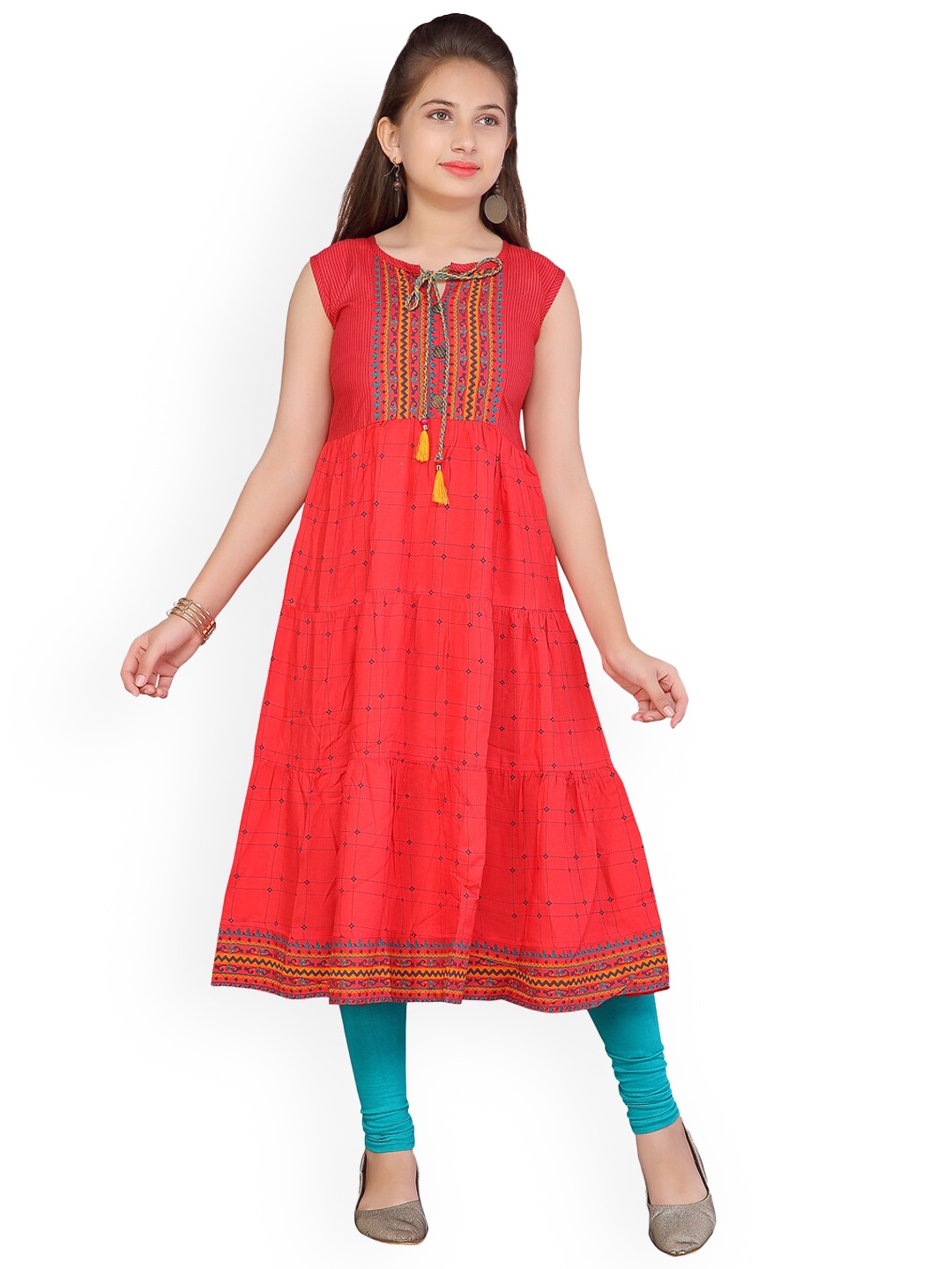 

Aarika Girls Geometric Tie-Up Neck Sleeveless Anarkali Tiered Thread Work Kurta, Red