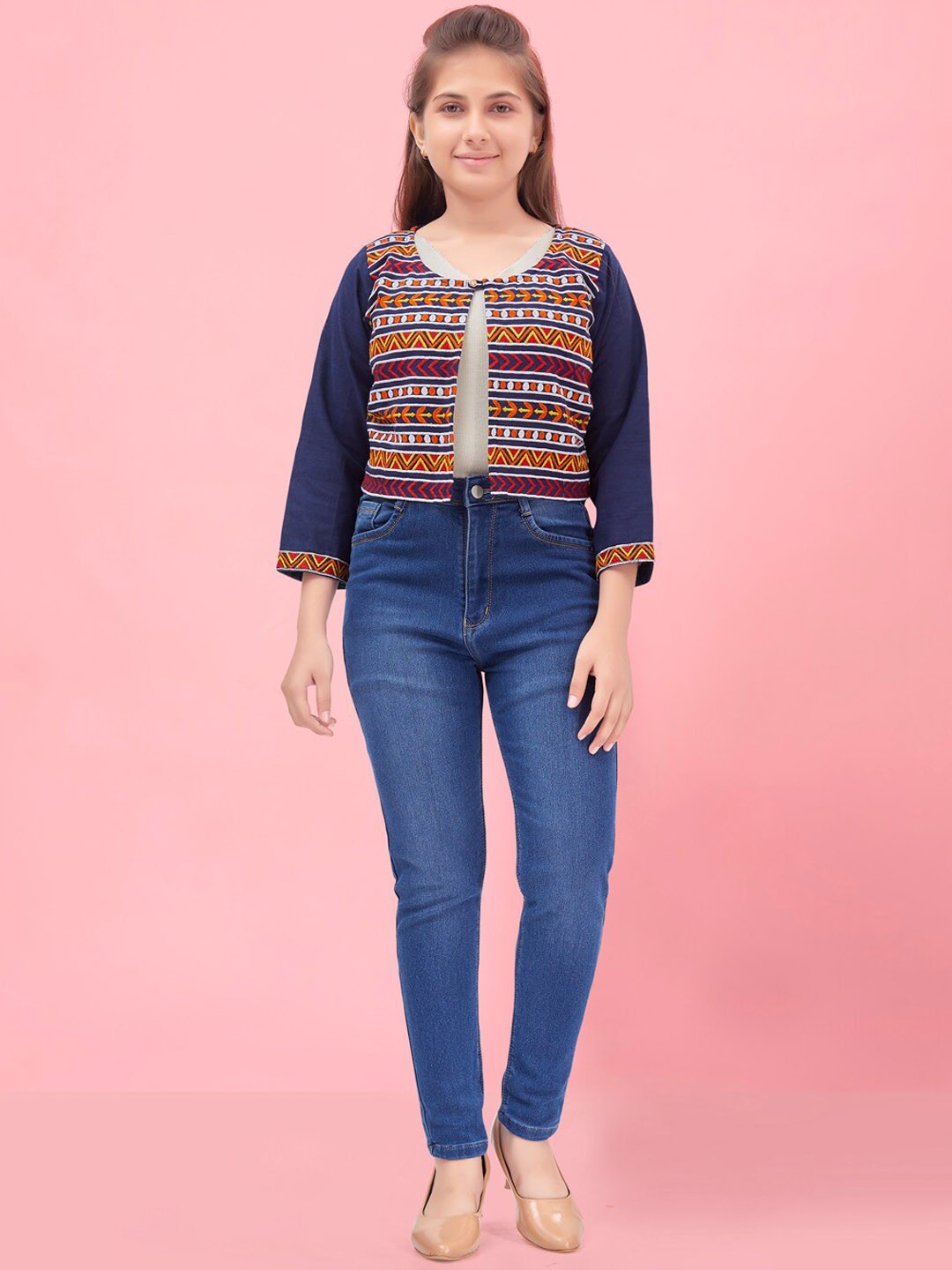 

Aarika Girls Geometric Printed Lightweight Cotton Tailored Jacket, Navy blue
