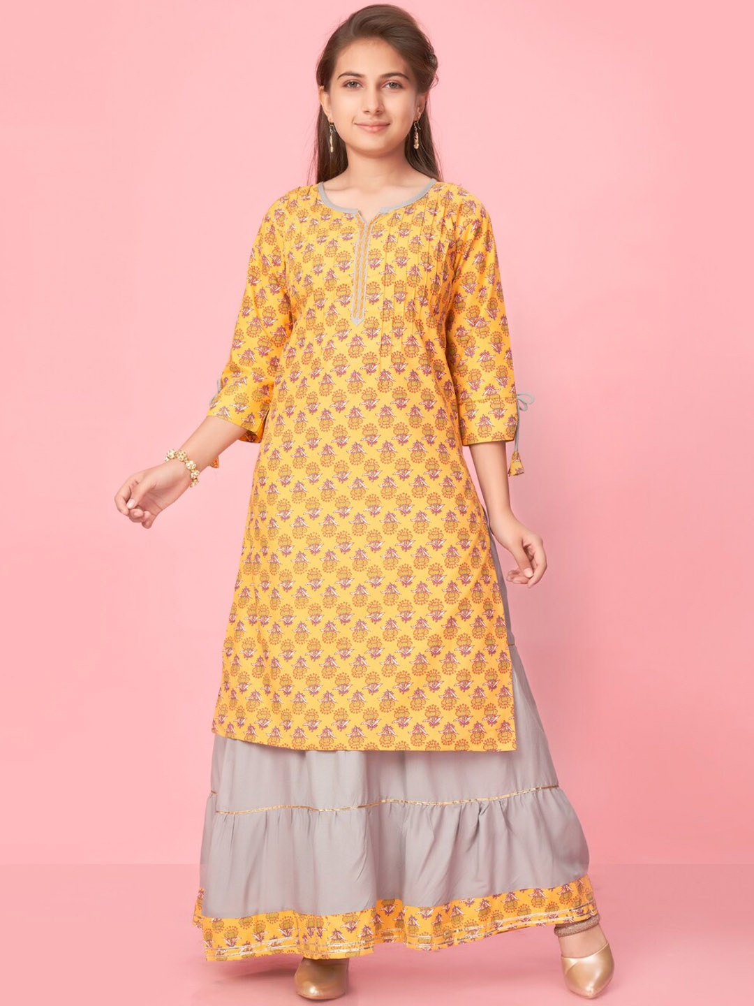 

Aarika Girls Ethnic Motifs Printed Pure Cotton Kurta With Skirt, Yellow