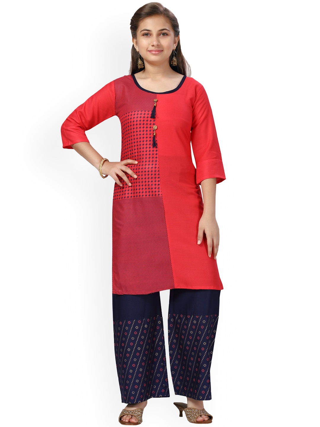 

Aarika Girls Geometric Printed Pure Cotton Kurta With Palazzos, Red