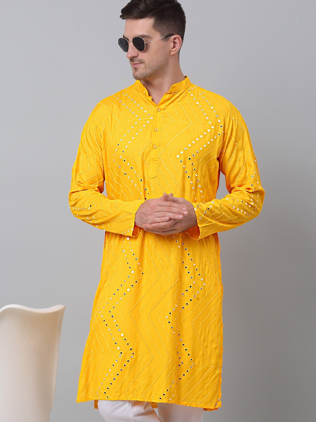 

Jompers Geometric Embroidered Mandarin collar Mirror Work Pure Cotton Kurta, Yellow