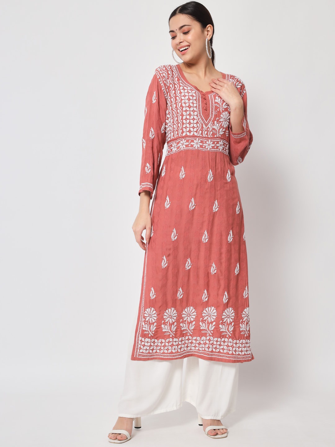 

Ethnava Floral Embroidered Chikankari Cotton Straight Kurta, Pink
