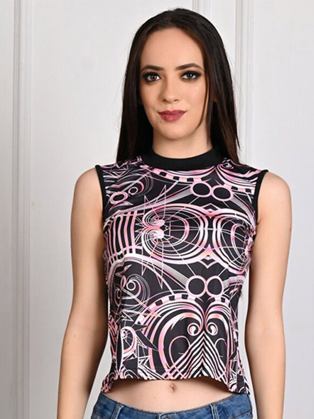 

Rajoria Instyle High Neck Abstract Printed Loose Crop T-shirt, Black
