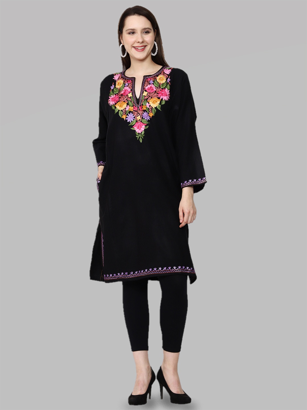 

CRAFTBAZAR Floral Embroidered Flared Sleeves Thread Work Woollen Kurta, Black