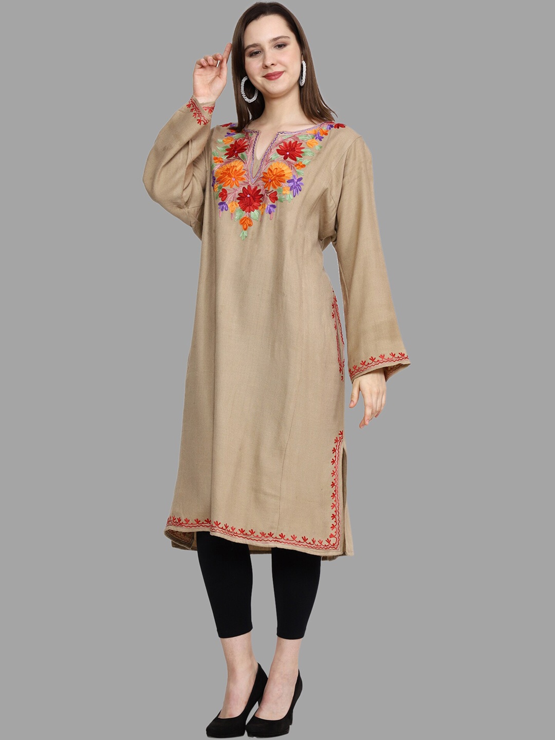 

CRAFTBAZAR Embroidered Long Sleeve Thread Work Woollen Kurta, Beige