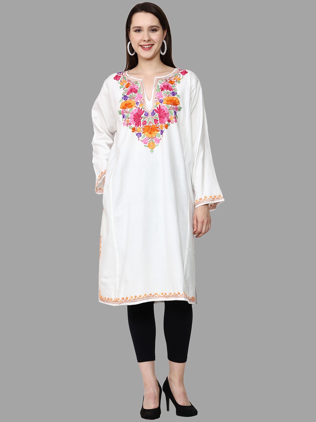 

CRAFTBAZAR Embroidered Long Sleeve Thread Work Woollen Kurta, White