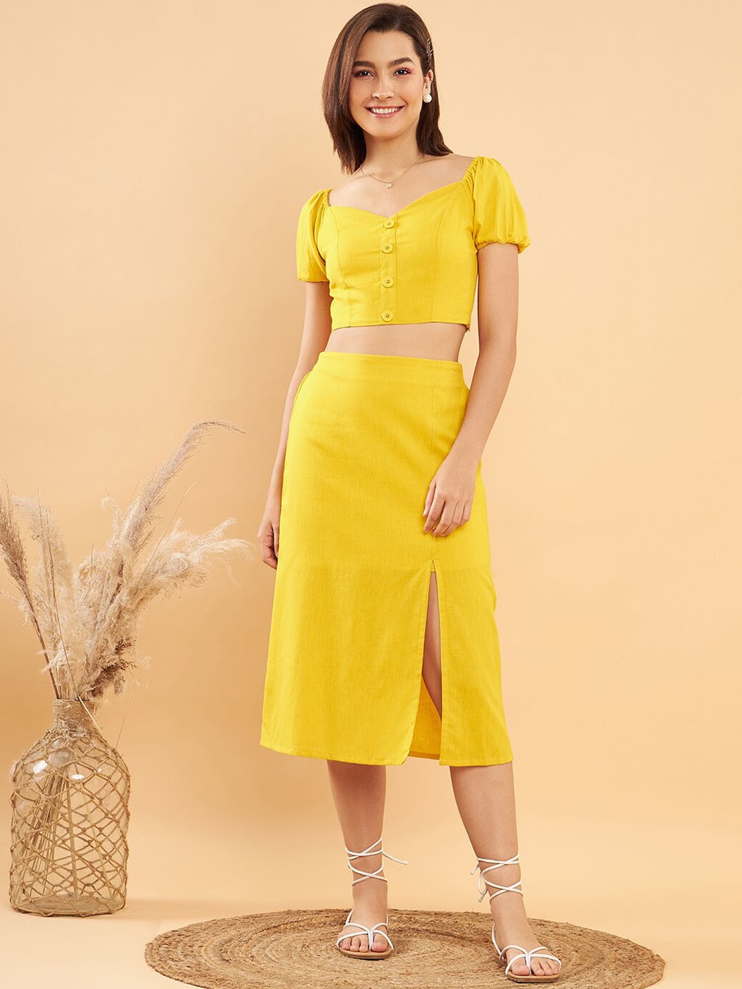 

KASSUALLY Pure Cotton Ballon Sleeve Top With Slit Skirt, Yellow