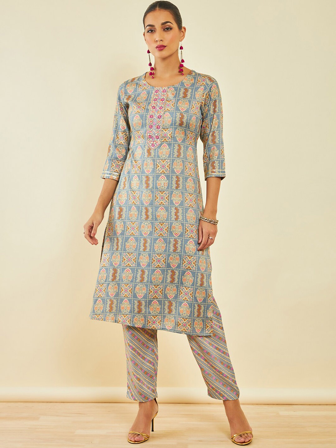 

Soch Grey Ethnic Motifs Printed Gotta Patti Straight Kurta With Trousers