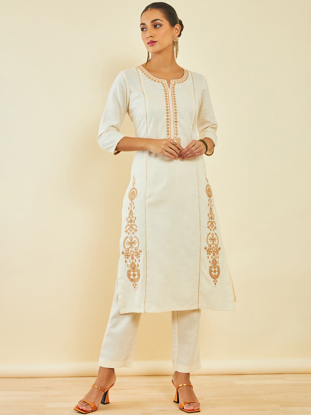 

Soch Ethnic Motifs Embroidered Regular Three-Quarter Sleeves Kurta Set, Off white