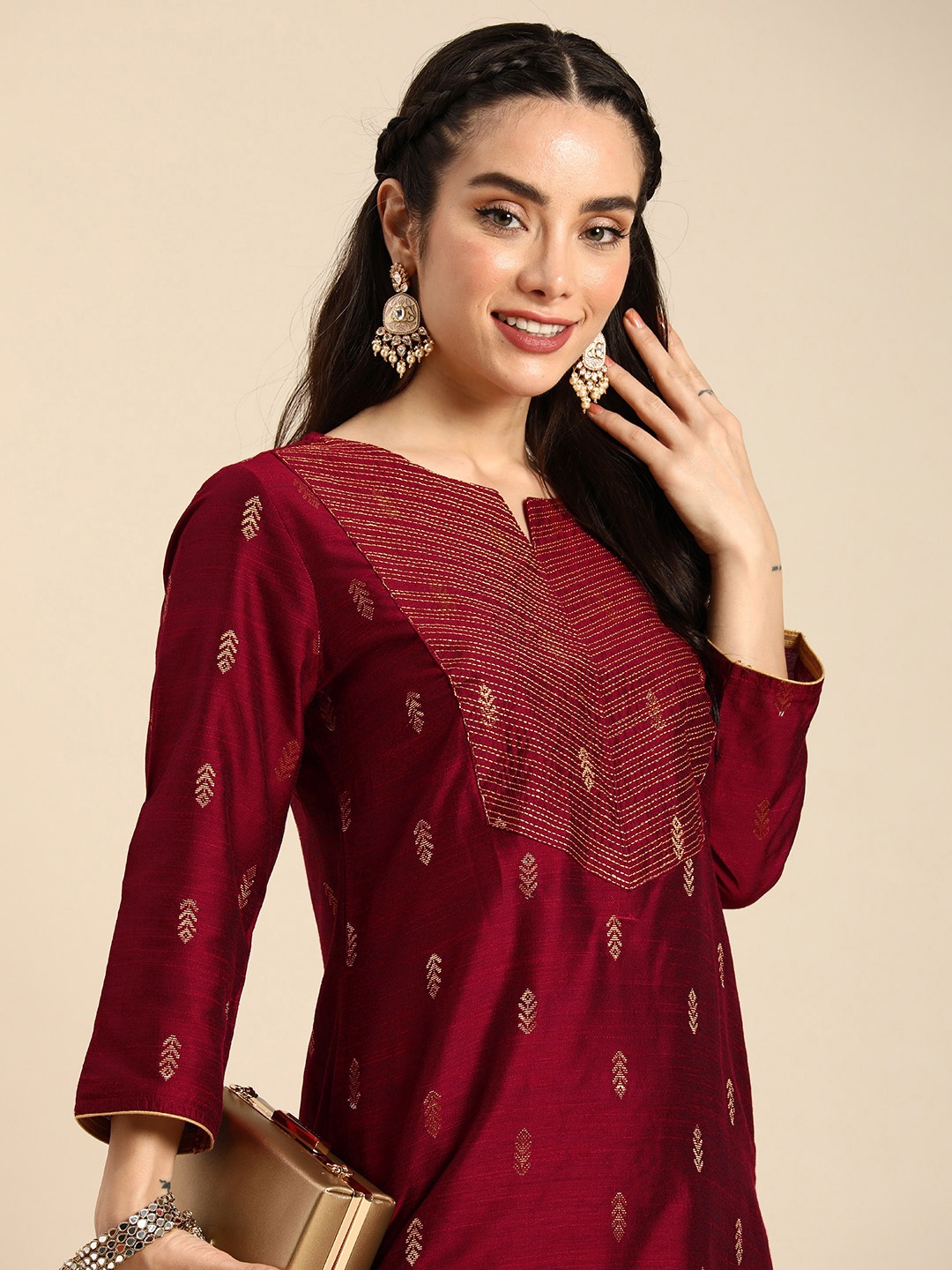 

Anouk Ethnic Motifs Kantha Work Dobby Kurta, Maroon