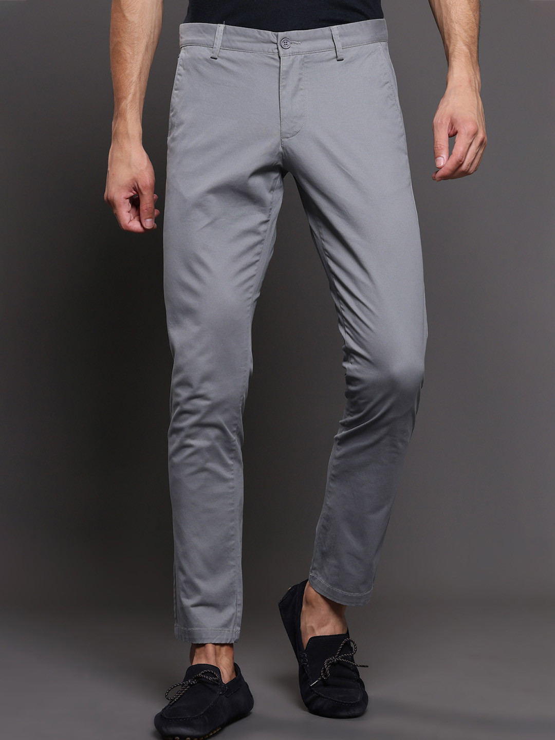 

POE Men Grey Slim Fit Chinos Trousers