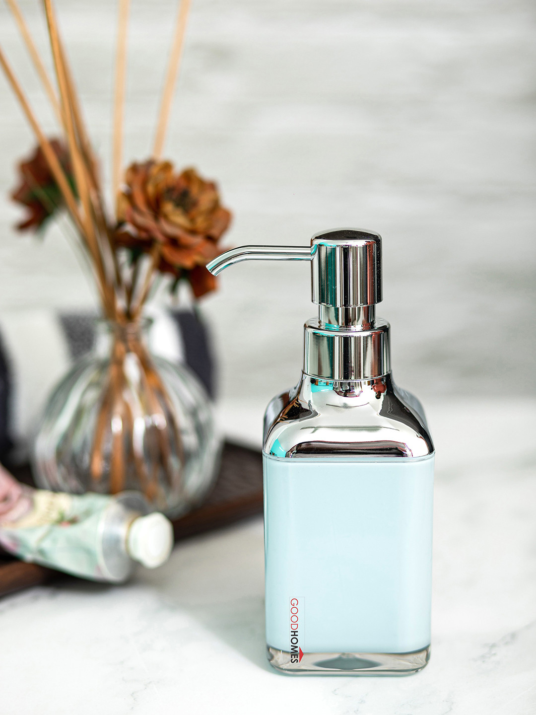 

GOODHOMES Green Acrylic Reusable Soap Dispenser -320 ml