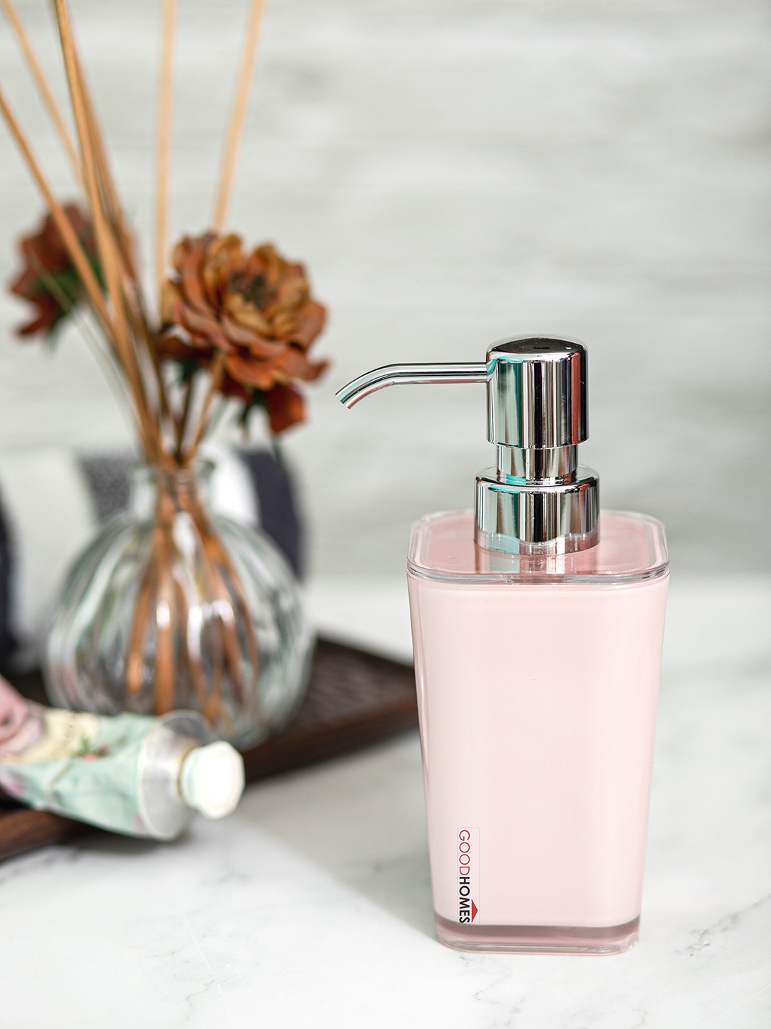 

GOODHOMES Pink Textured Soap Dispenser 320 ml