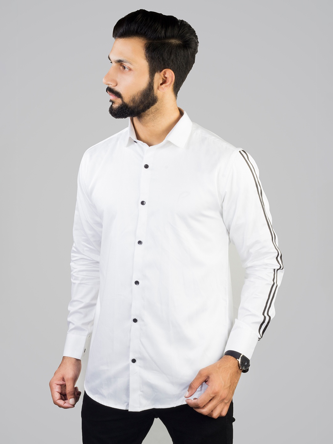 

INDIAN THREADS India Slim Spread Collar Slim Fit Opaque Casual Cotton Shirt, White