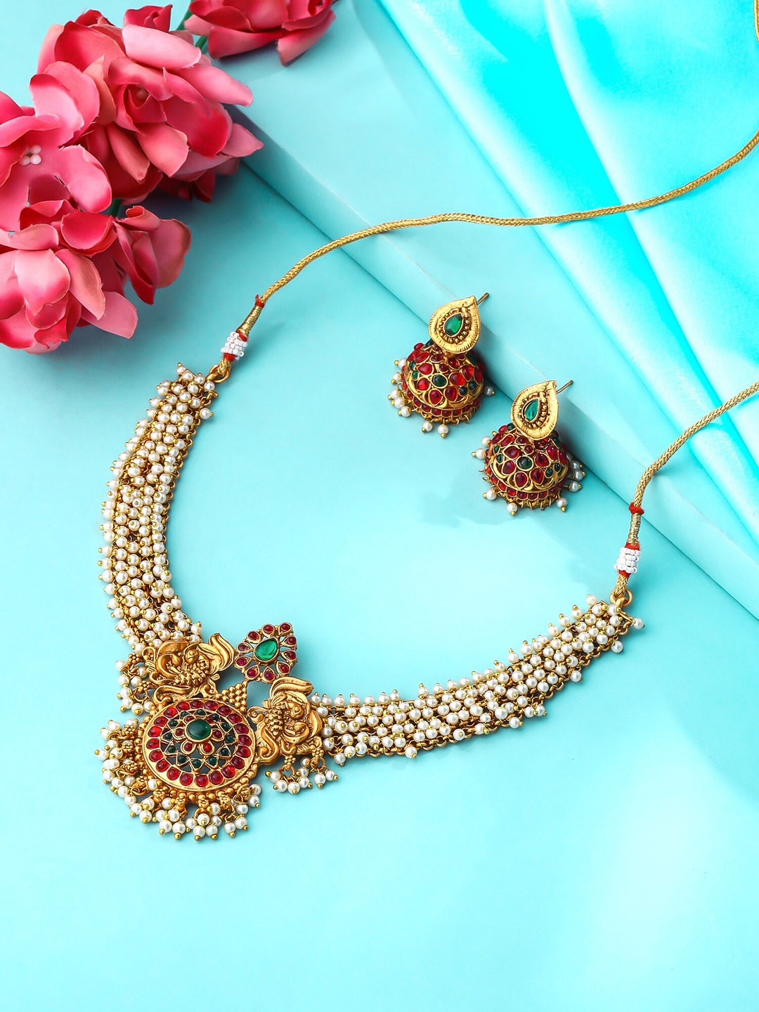 

Yellow Chimes Gold-Plated Pearl Studded & Beaded Jewellery Set