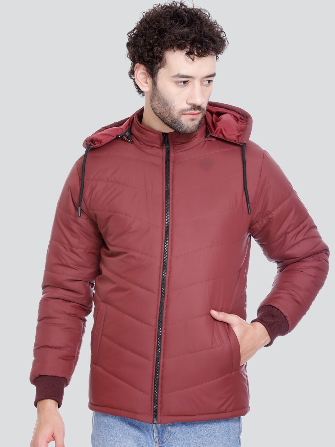 

SPORTIZM Men Hooded Lightweight Padded Jacket, Red