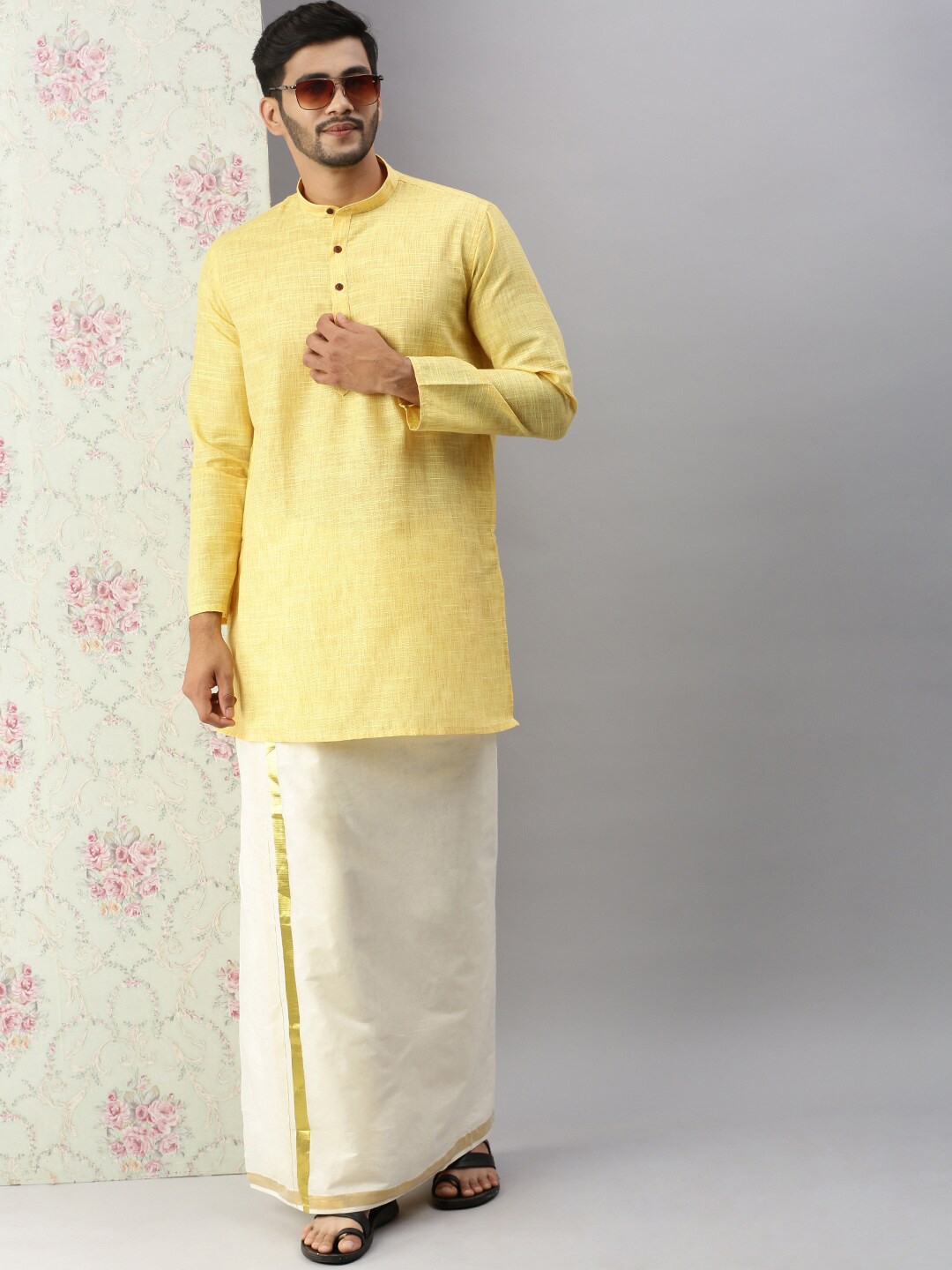 

Ramraj Band Collar Pure Cotton Kurta With Veshti, Cream