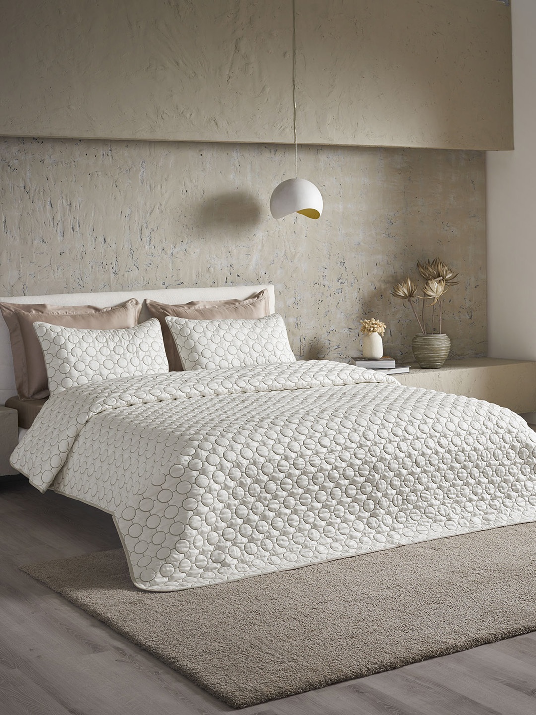 

DDecor White Embroidered Cotton 210 TC Double Bed Comforter With 2 Pillow Covers