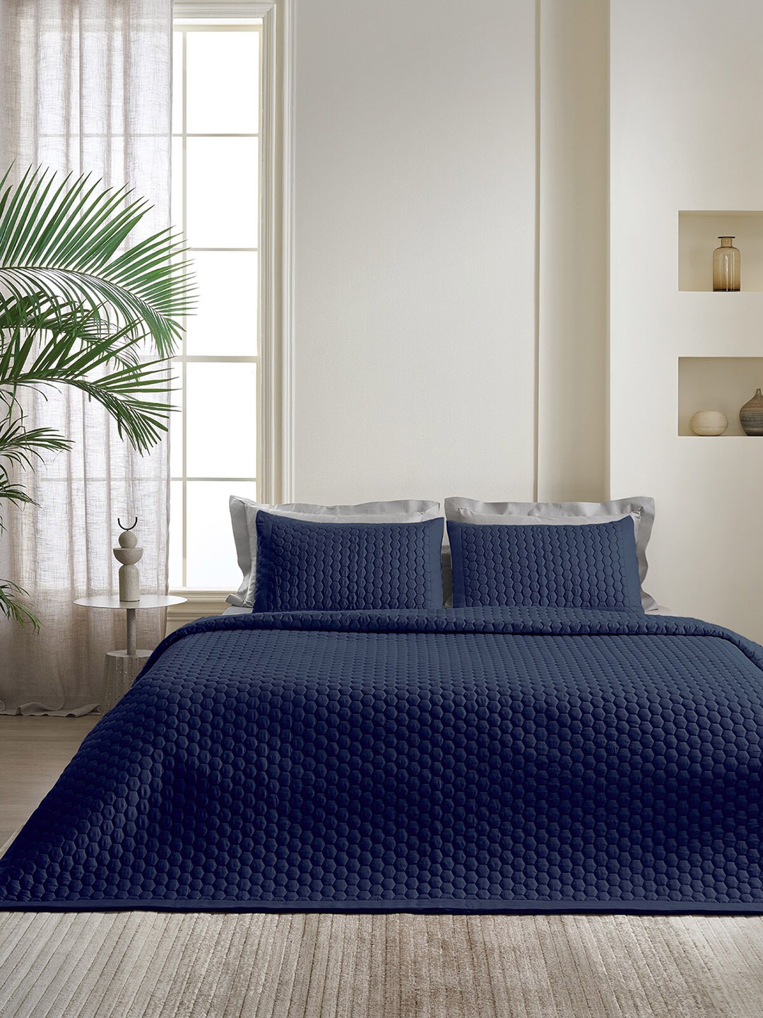 

DDecor Blue Embroidered Mild Winter Cotton 210 GSM Double Bed Comforter & 2 Pillow Covers, Navy blue