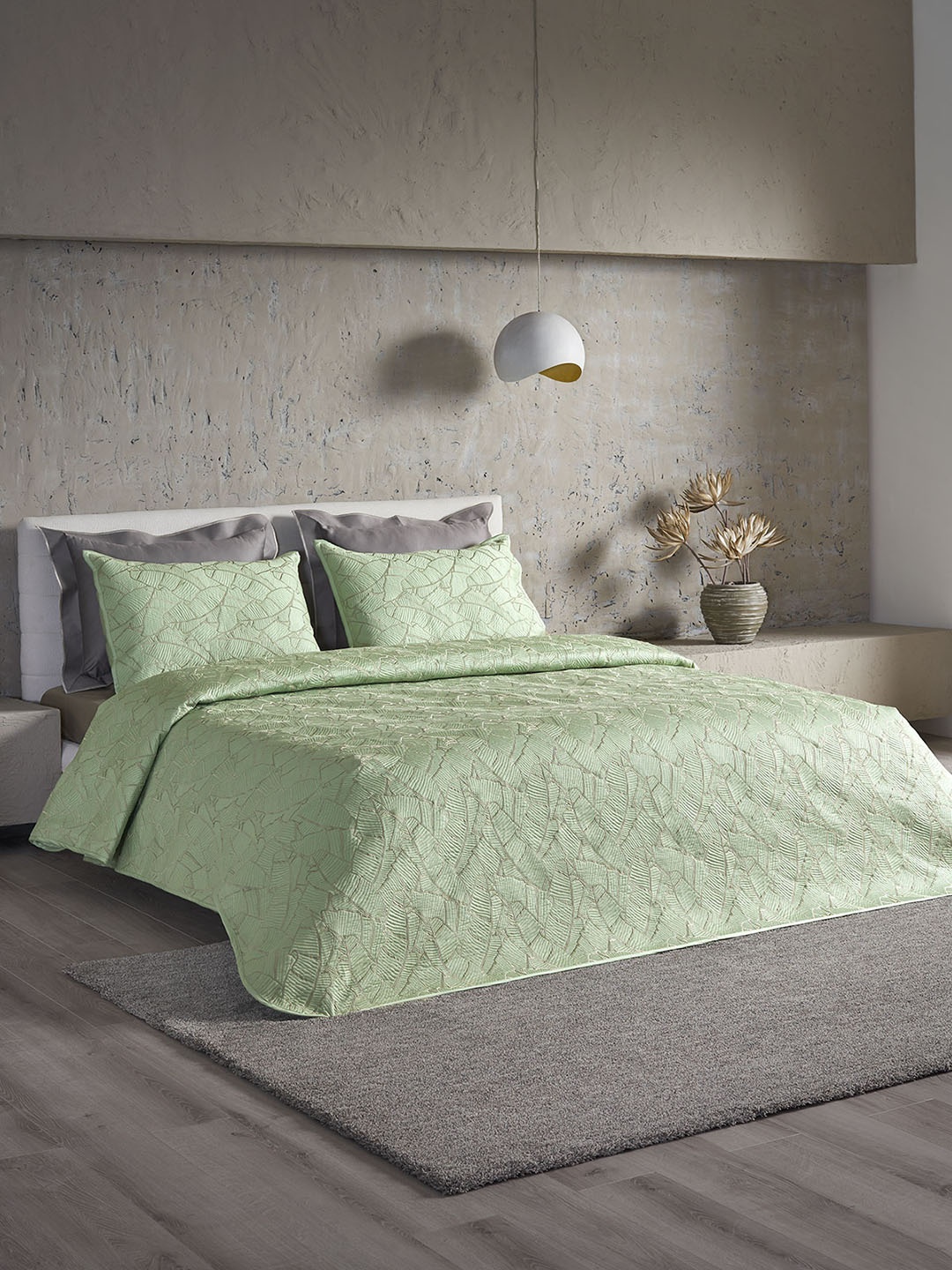DDecor Green Abstract Design Pure Cotton King Bed Covers With Pillow Covers