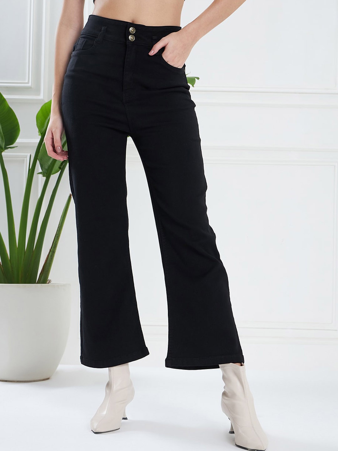 

KASSUALLY Women Black Straight Fit High-Rise Clean Look Jeans