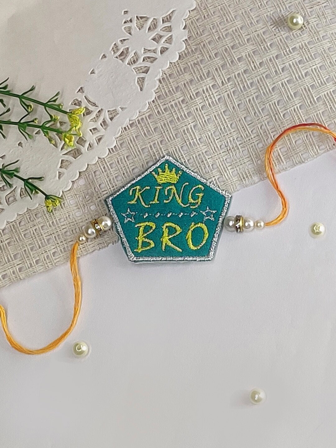 

The Magic Wand Unisex Pearl Beaded King Bro Charm Rakhi, Blue