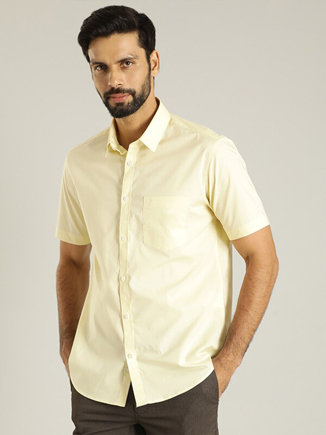 

Indian Terrain Classic Spread Collar Slim Fit Opaque Cotton Casual Shirt, Cream