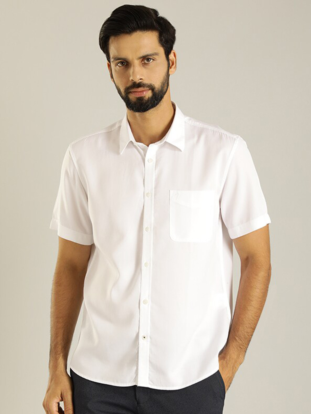 

Indian Terrain Classic Spread Collar Slim Fit Opaque Casual Shirt, White