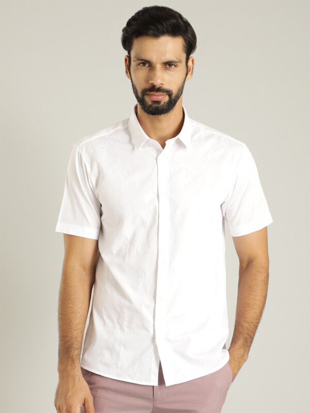 

Indian Terrain Classic Spread Collar Slim Fit Opaque Casual Cotton Shirt, White