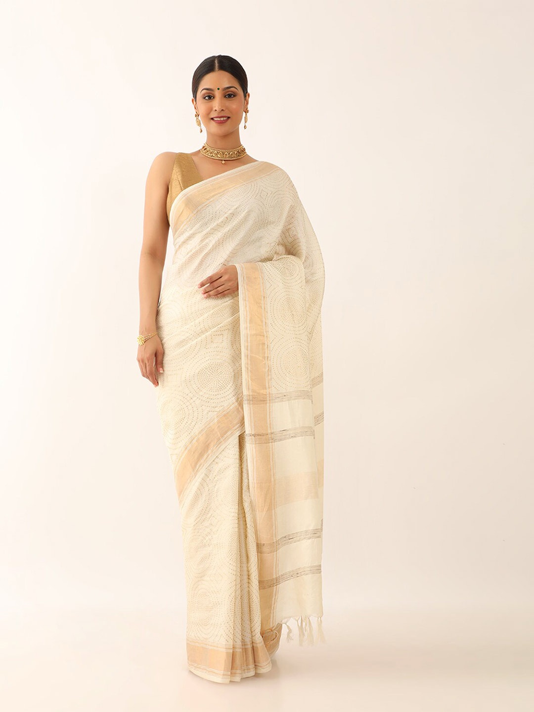 

Taneira Geometric Printed Zari Pure Silk Tussar Saree, Off white