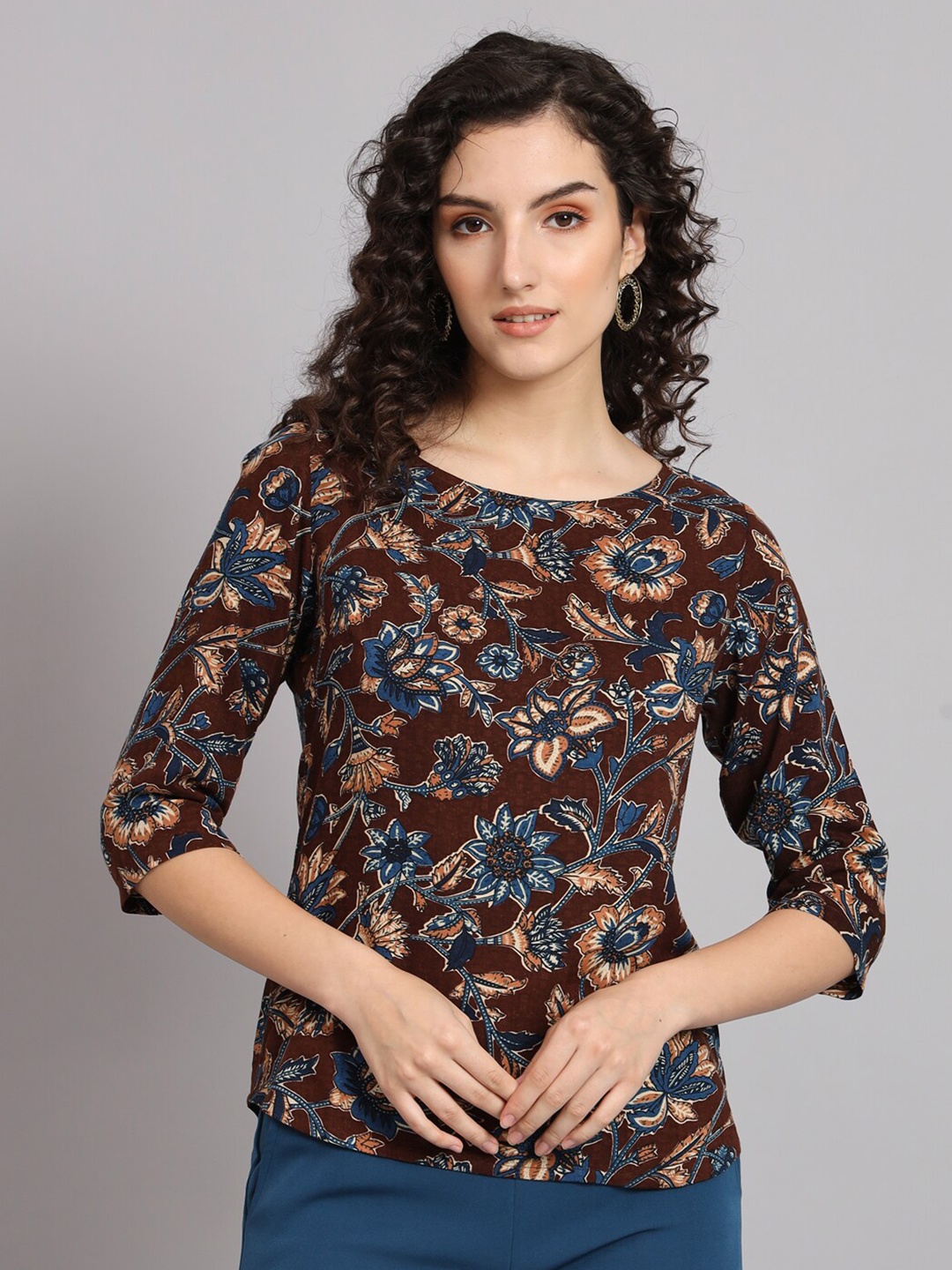 

PowerSutra Floral Print Cotton Regular Top, Brown