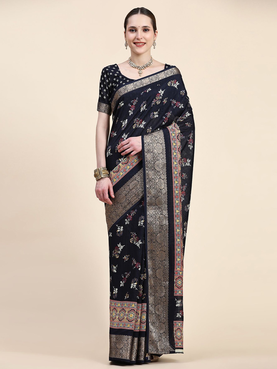 

Phenav Floral Zari Silk Blend Saree, Navy blue