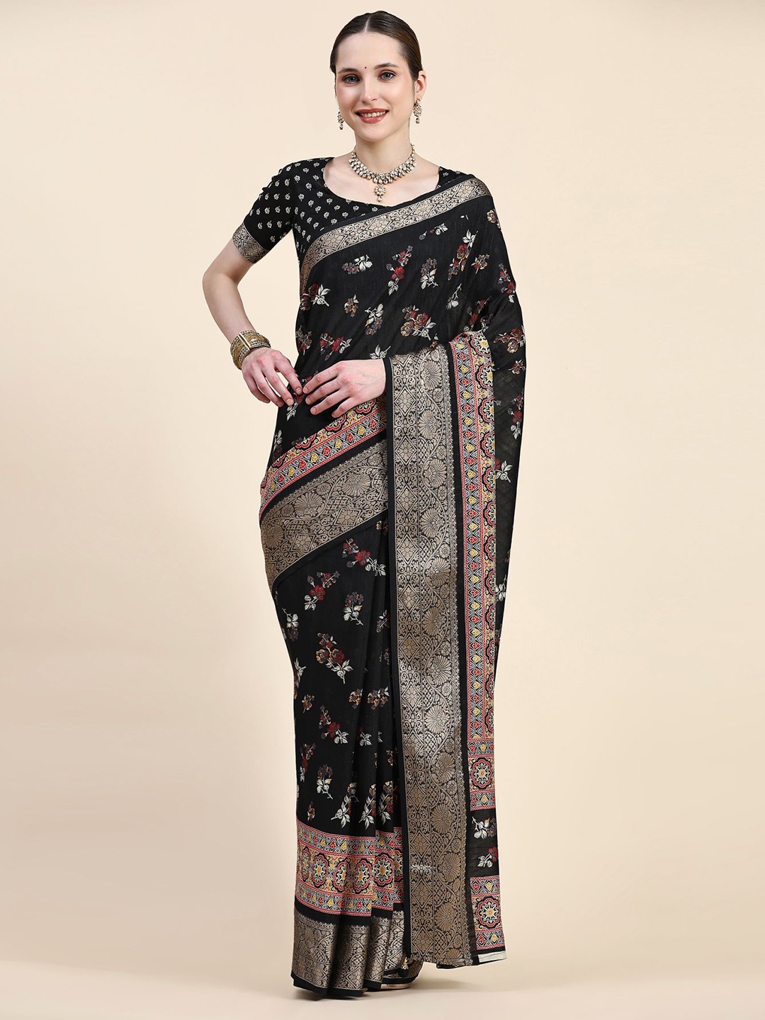 

Phenav Floral Zari Silk Blend Saree, Black