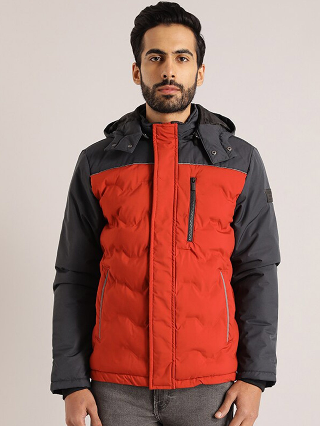 

Indian Terrain Colourblocked Lightweight Padded Jacket, Red