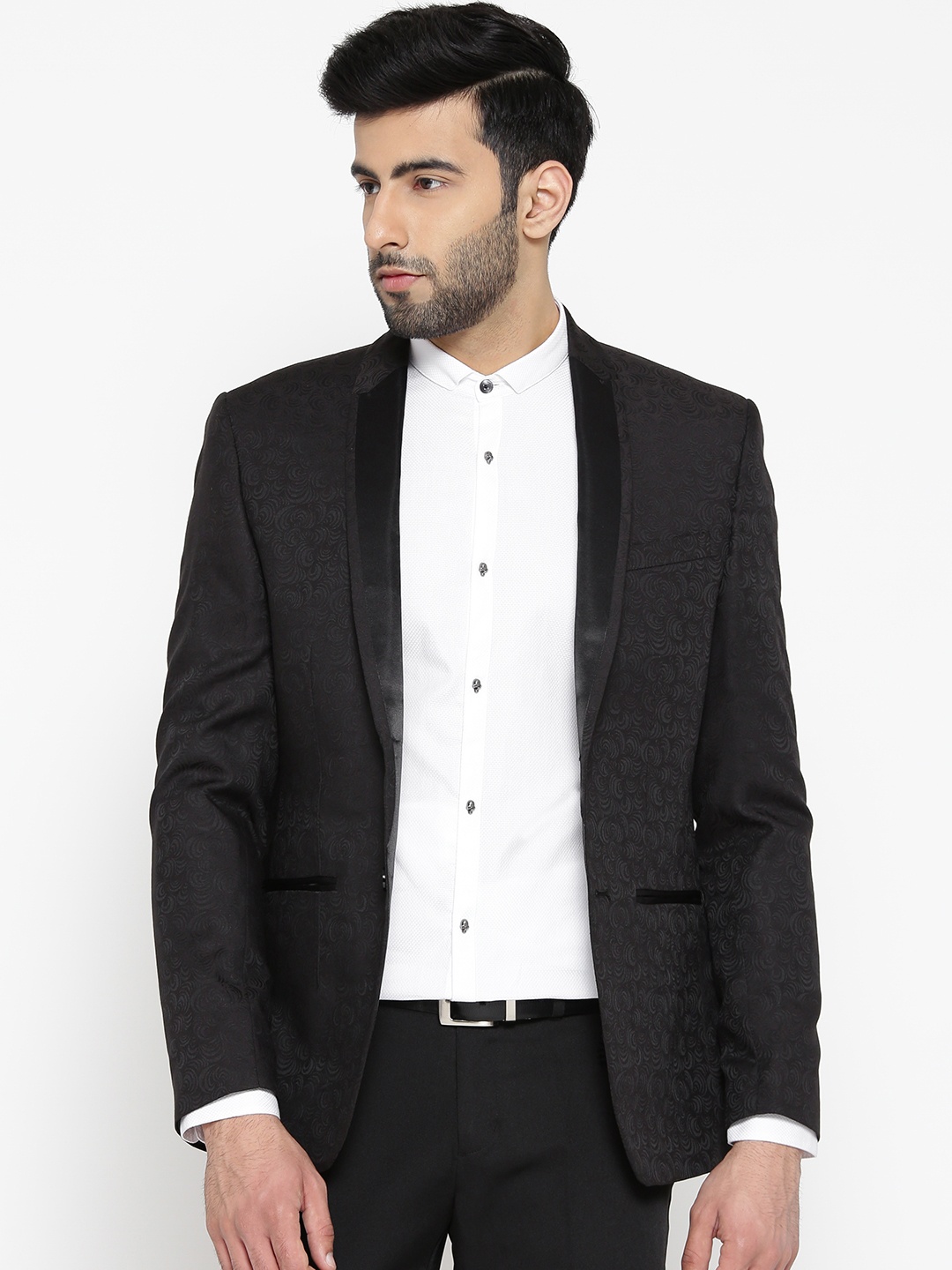 

Blackberrys Black Self-Design Slim Fit Tuxedo Blazer