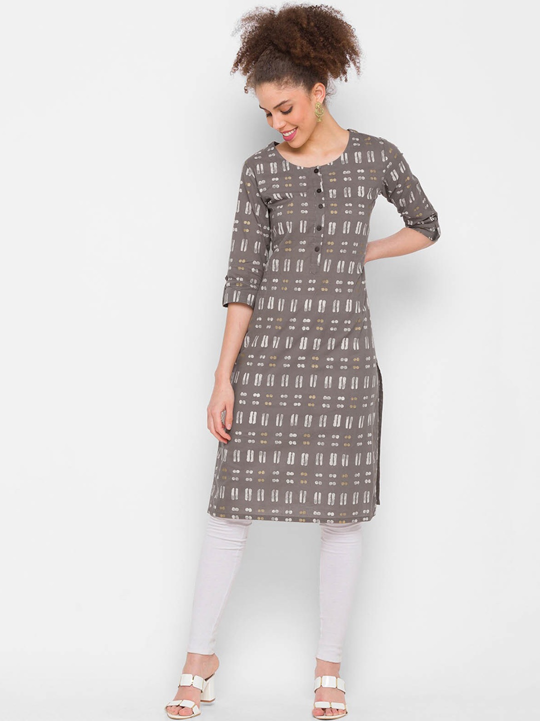 

ODETTE Geometric Printed Roll Up Sleeves Kurta, Grey