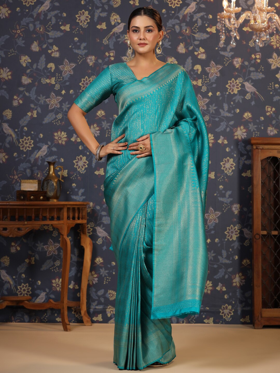 

House of Pataudi Ethnic Motifs Woven Design Zari Banarasi Saree, Turquoise blue