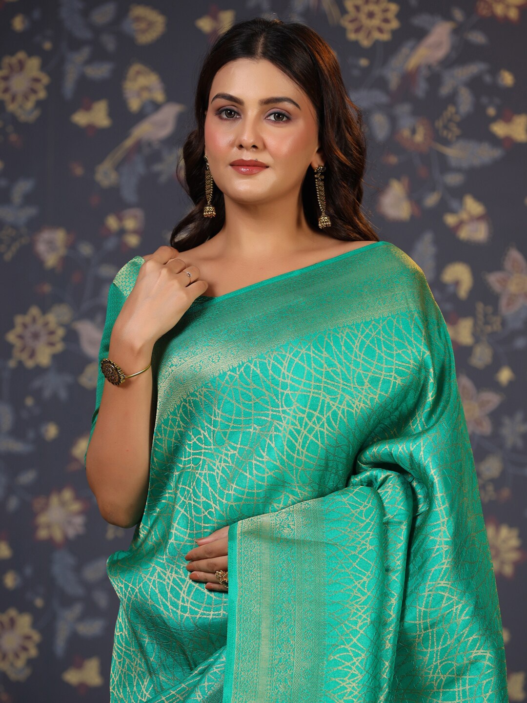 

House of Pataudi Ethnic Motifs Woven Design Zari Banarasi Saree, Sea green