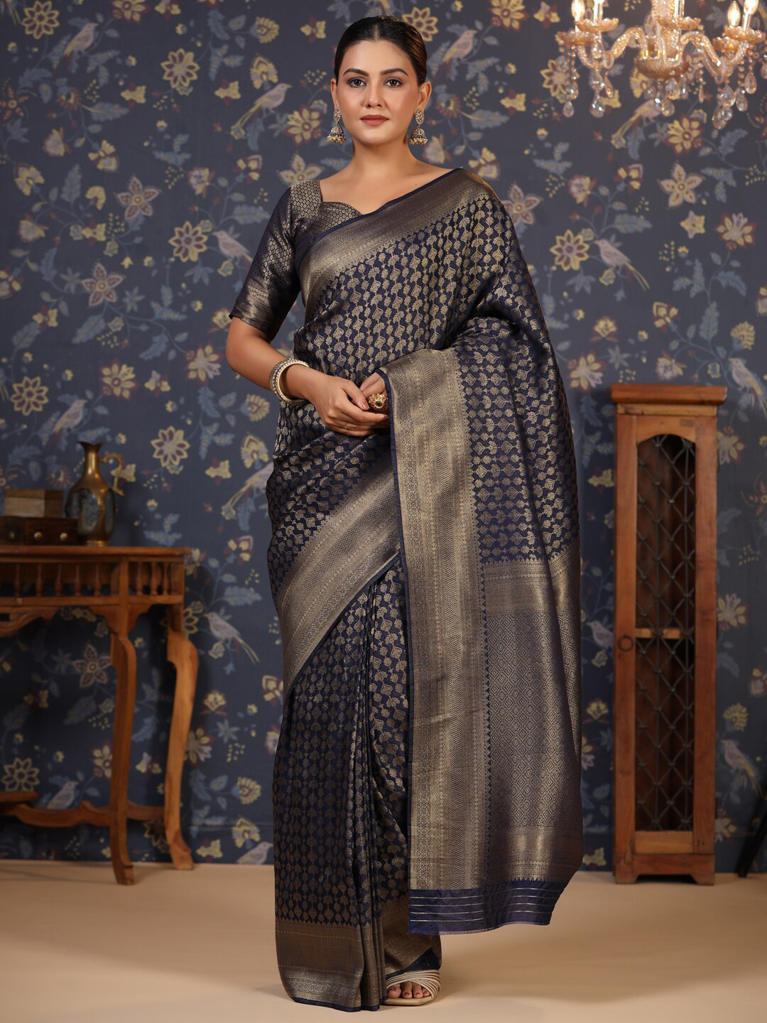 

House of Pataudi Ethnic Motifs Woven Designed Zari Banarasi Saree, Navy blue