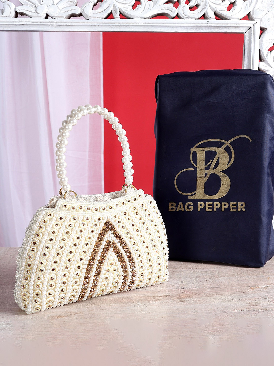 

Bag Pepper Embellished PU Structured Shoulder Bag, White