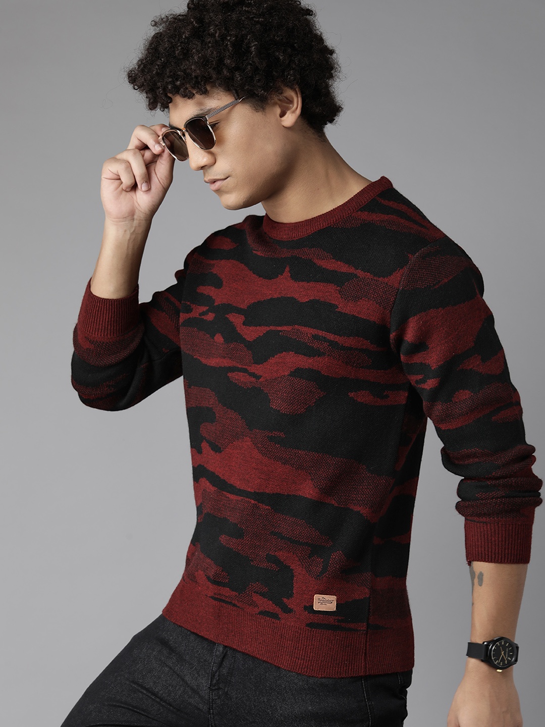 

Roadster Men Camouflage Printed Pullover, Red