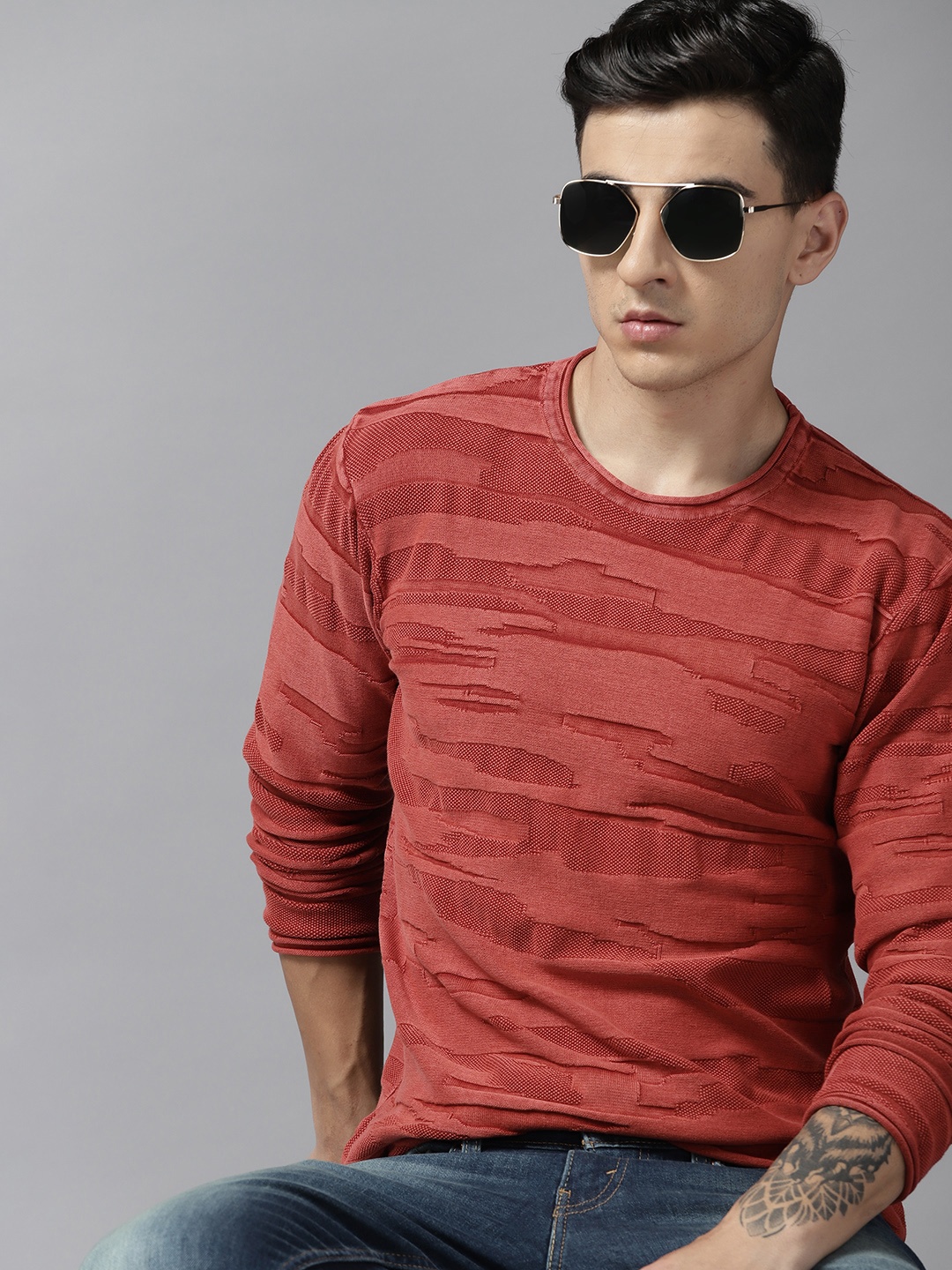

Roadster Men Abstract Self Design Pure Cotton Pullover, Rust