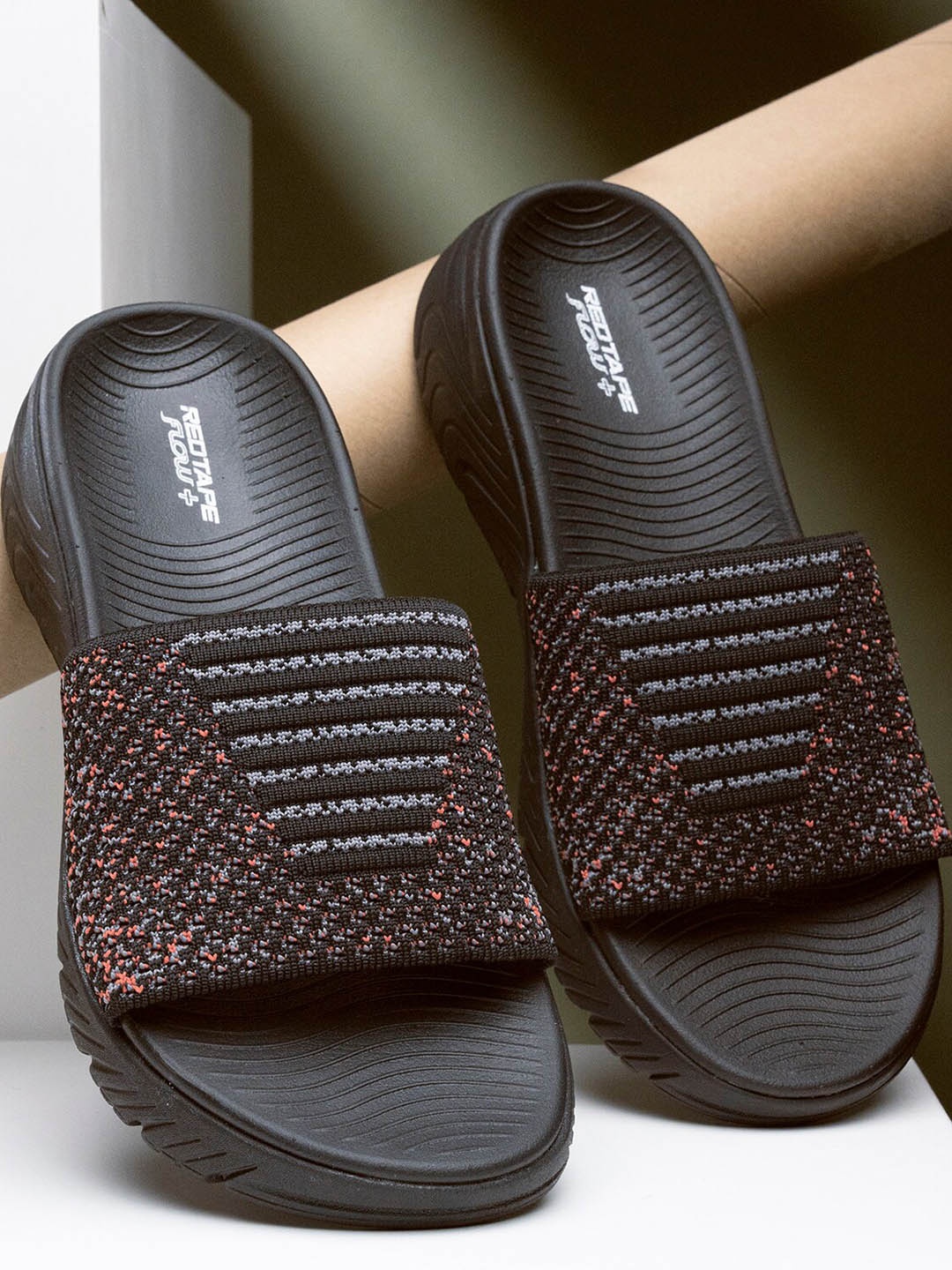 

Red Tape Men Textured Sliders, Black