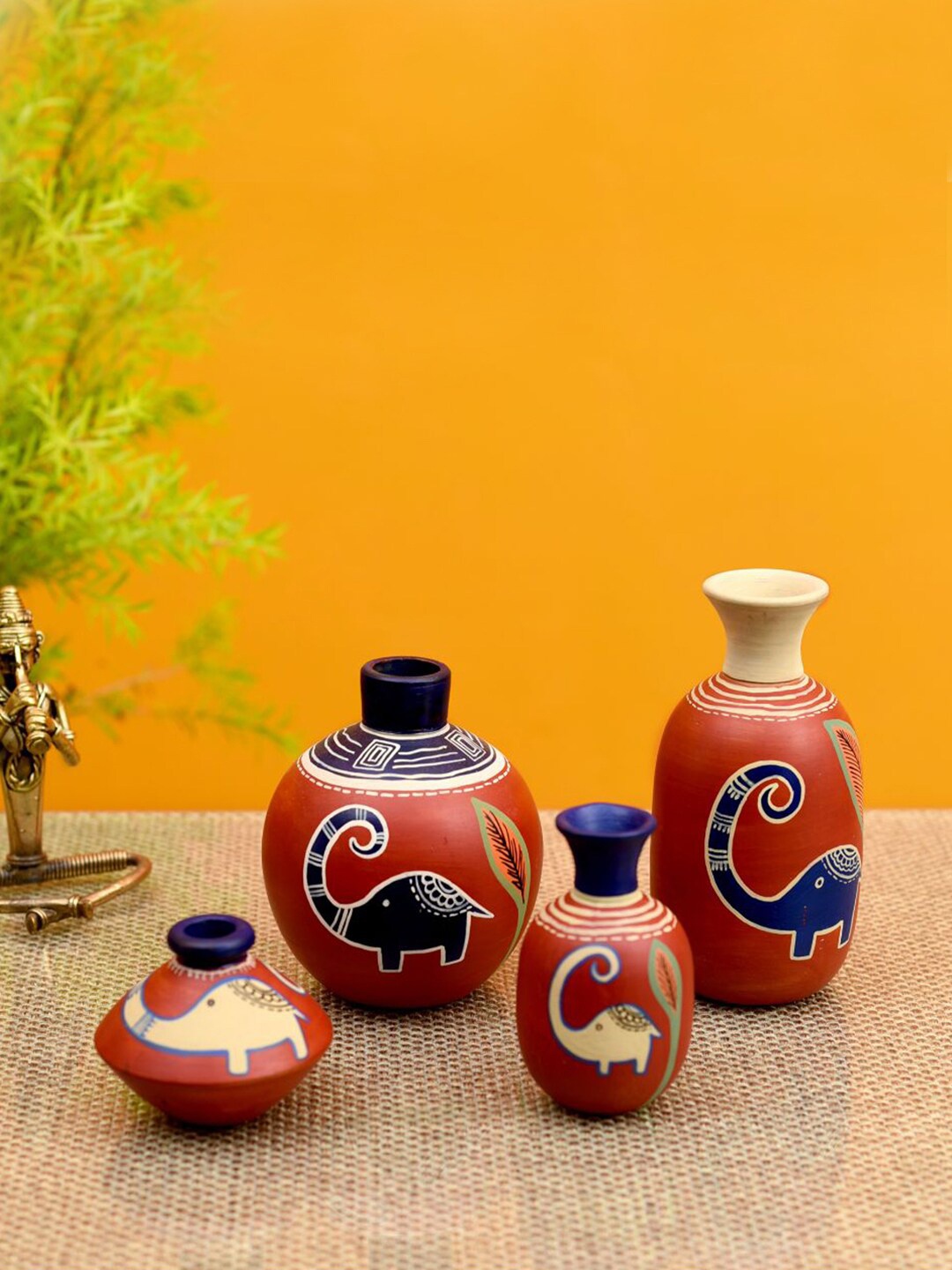 

AAKRITI ART CREATIONS Red & Blue 4 Pieces Printed Terracotta Vases