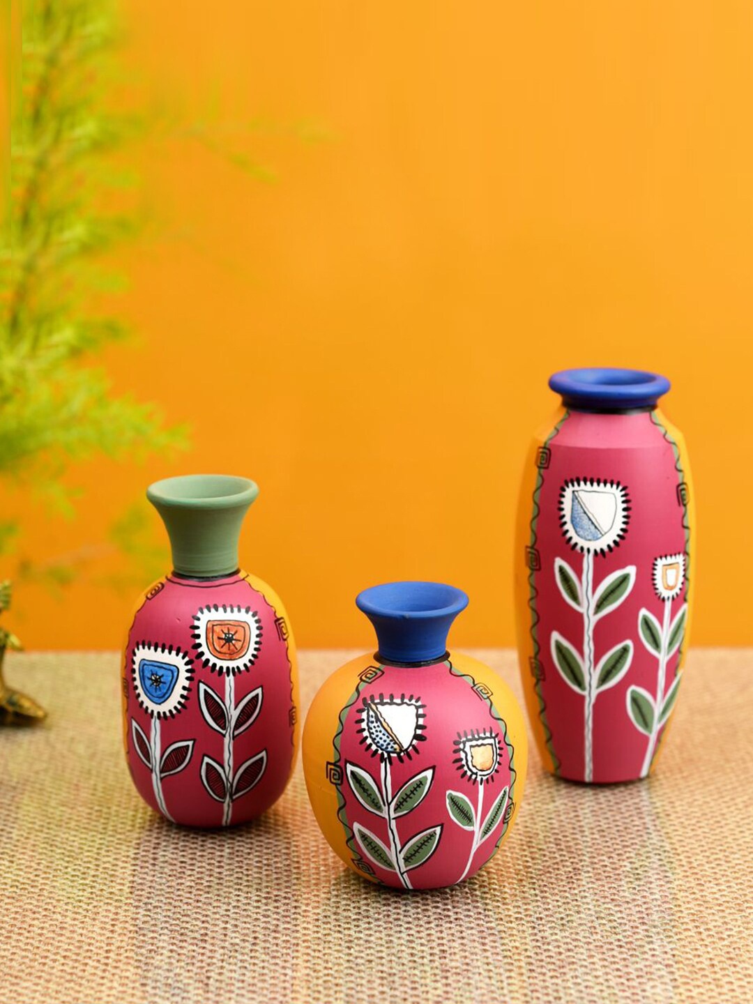 

AAKRITI ART CREATIONS Pink & Mustard Yellow 3-Pieces Printed Terracotta Vases