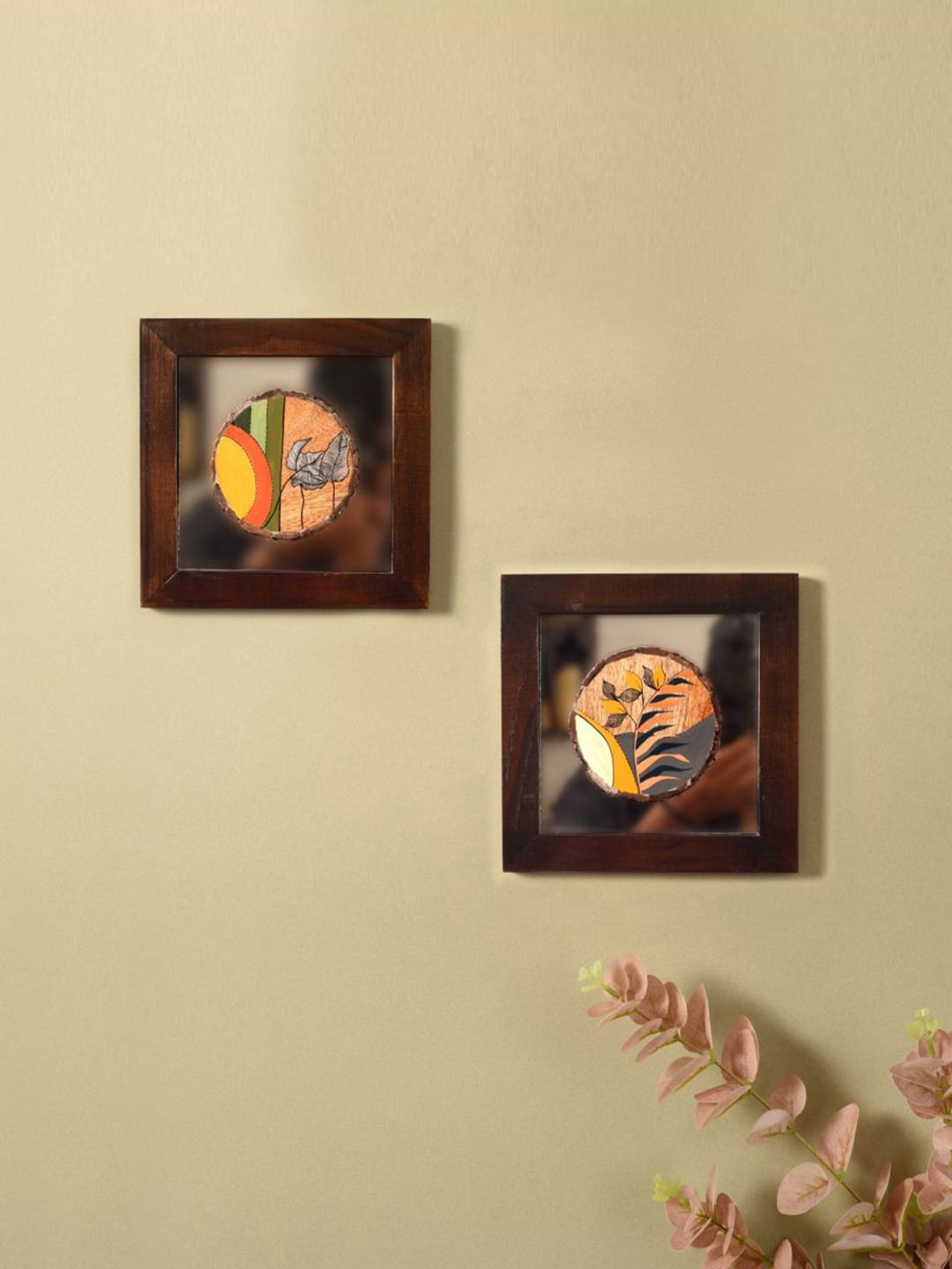 

AAKRITI ART CREATIONS Brown & Peach 2-Pieces Patterns Of Leaf Wall Decor